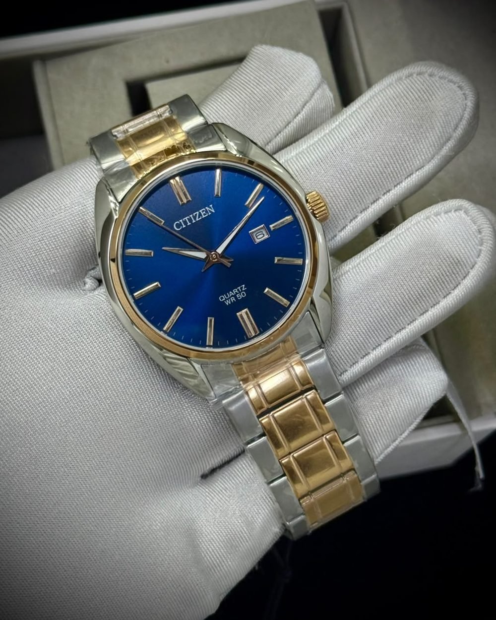 Citizen Quartz WR 50 — Blue Dial, Two-Tone — other view