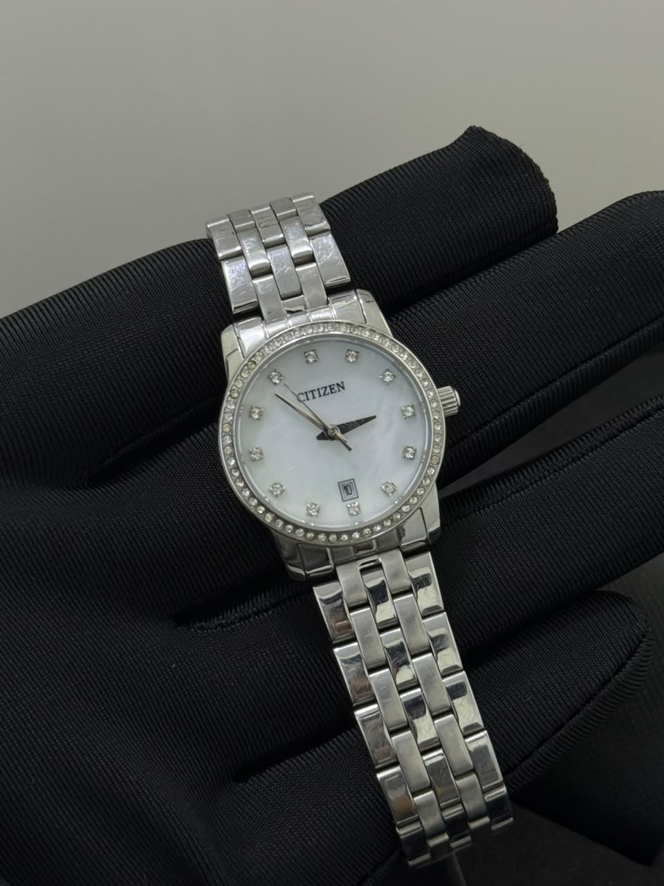 Citizen EU6030-56D — Mother of Pearl Diamond Dial, Ladies — other view