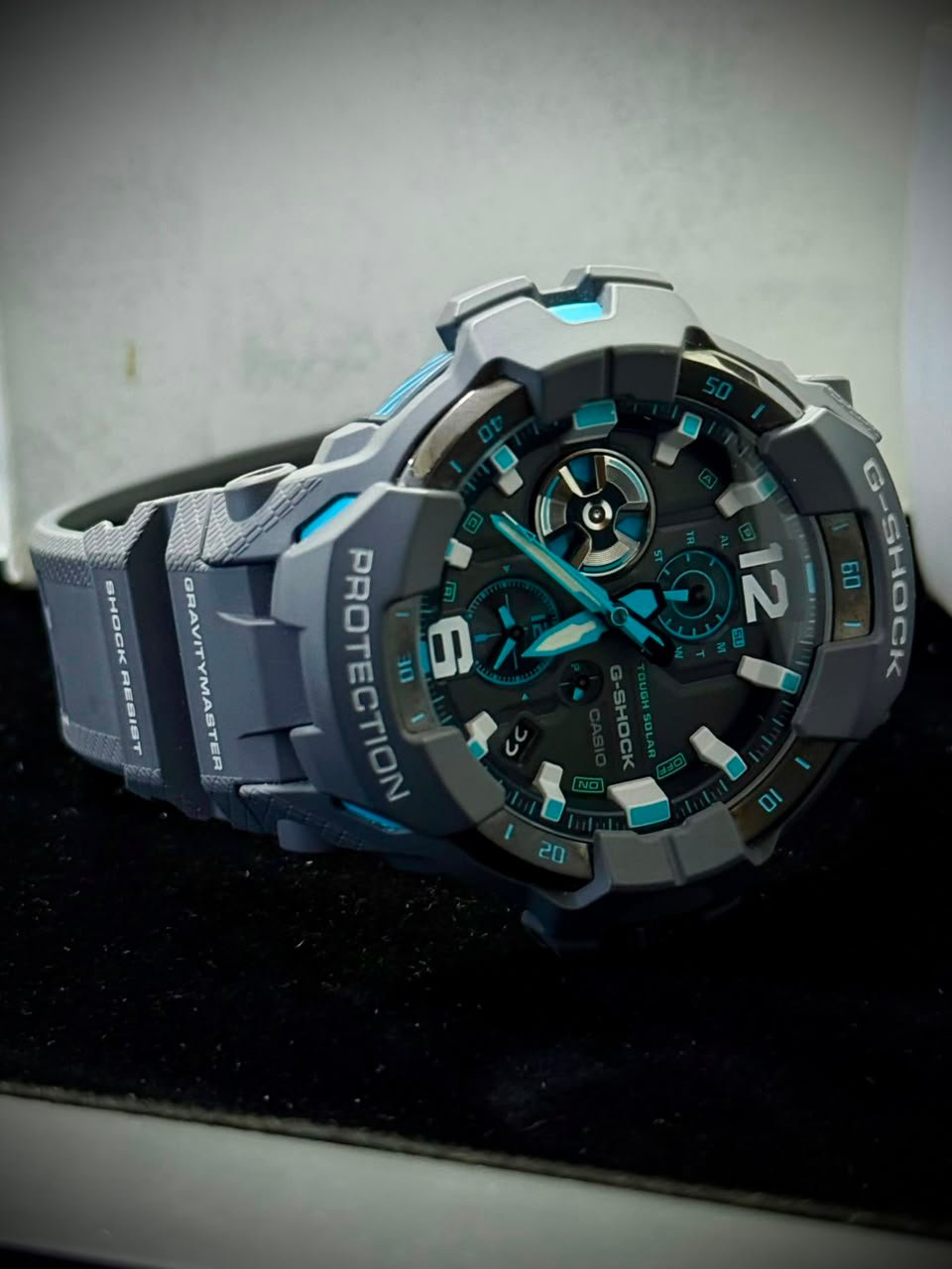Casio G-Shock Gravitymaster GR-B300-8A2DR — Carbon Core, Solar Bluetooth — other view