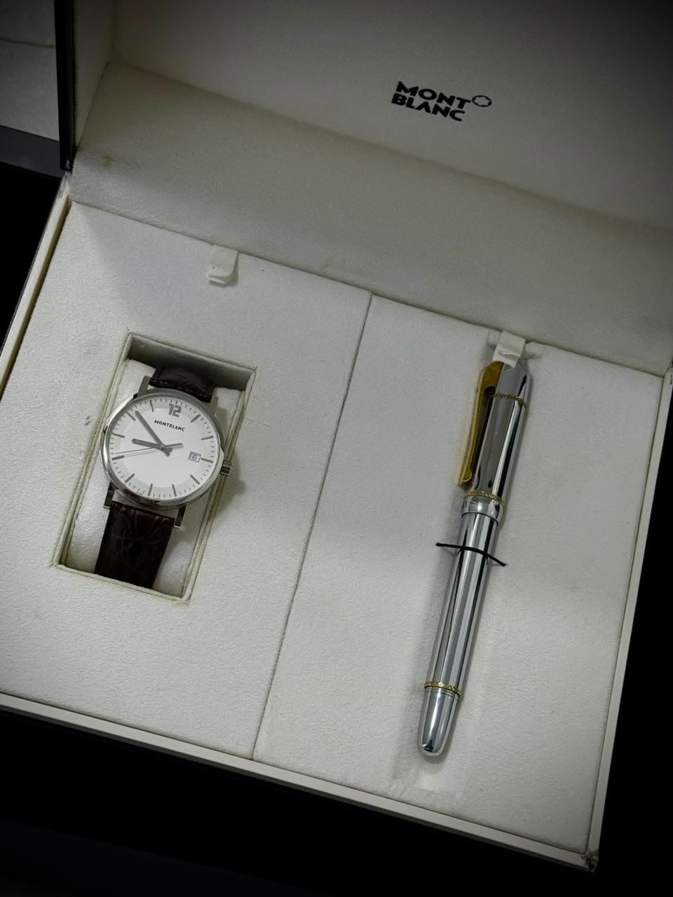 Montblanc 7093 — White Dial, Brown Alligator — other view