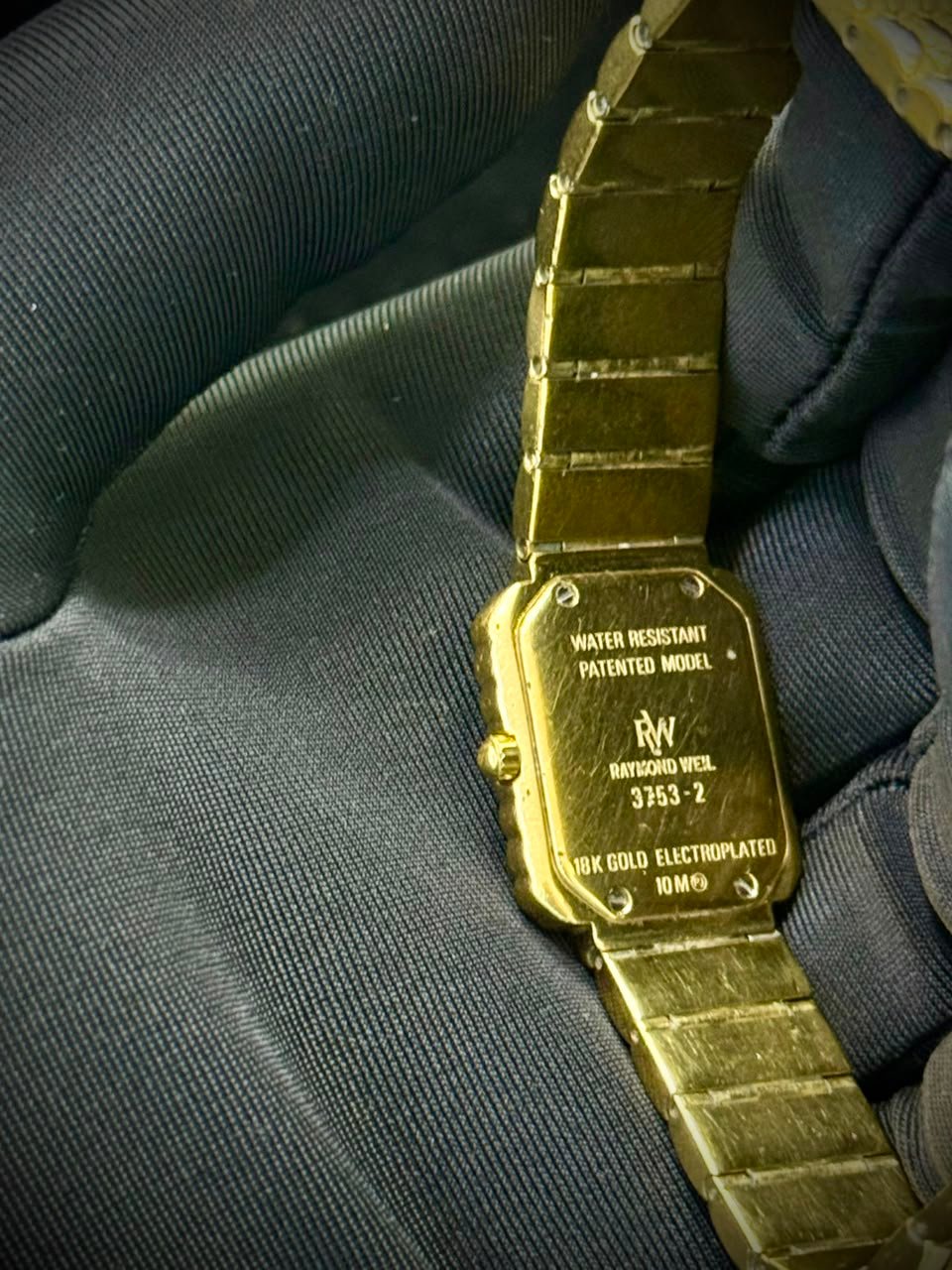 Raymond Weil 3753-2 — Vintage 18k Gold Electroplated, Black Dial — other view